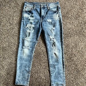 American Eagle Men's Light Blue Distressed Skinny Jeans